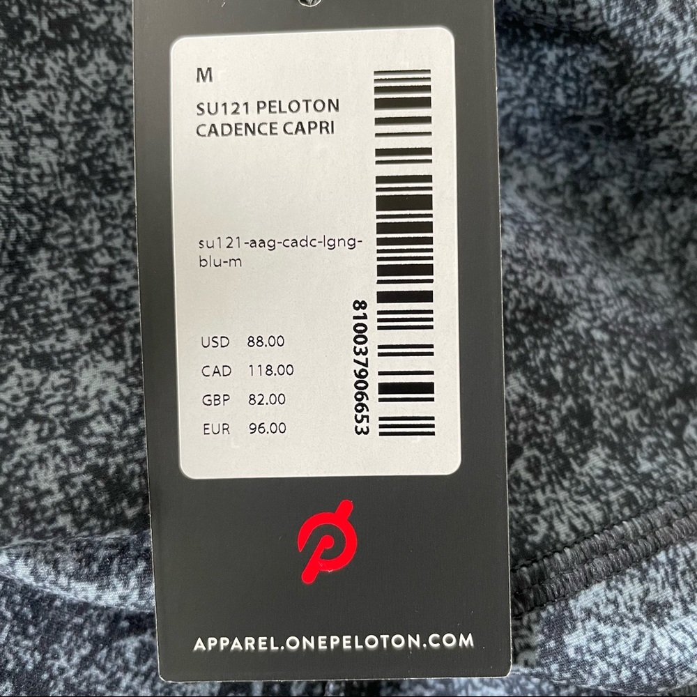 Peloton Blue Cadence Capri Workout Bottoms MEDIUM - Picture 8 of 10